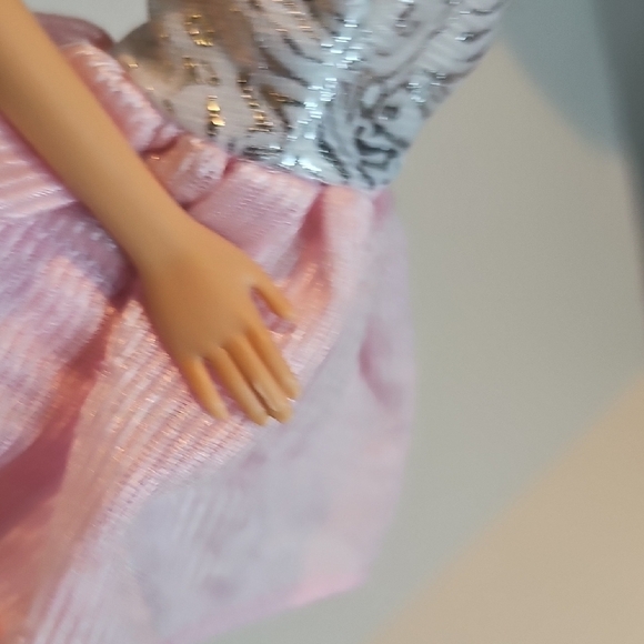 Barbie Doll with Pink and Silver Dress - Picture 5 of 5